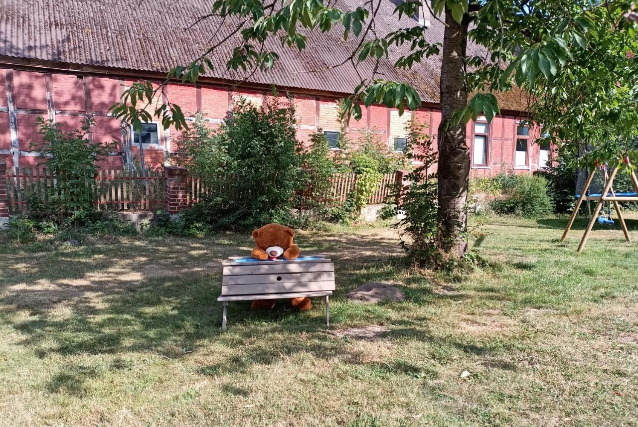 Ihr Ferien Hotel Brunnenhof Suhlendorf Ngoại thất bức ảnh
