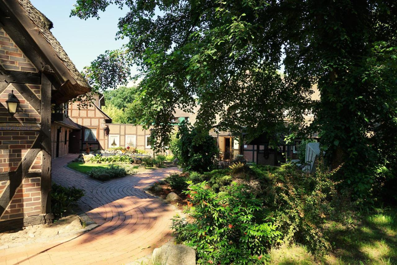 Ihr Ferien Hotel Brunnenhof Suhlendorf Ngoại thất bức ảnh
