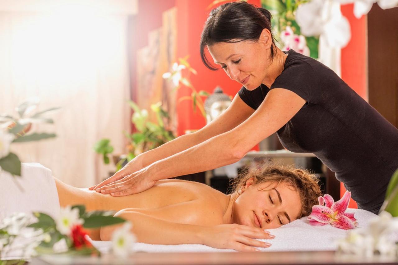 Ihr Ferien Hotel Brunnenhof Suhlendorf Ngoại thất bức ảnh