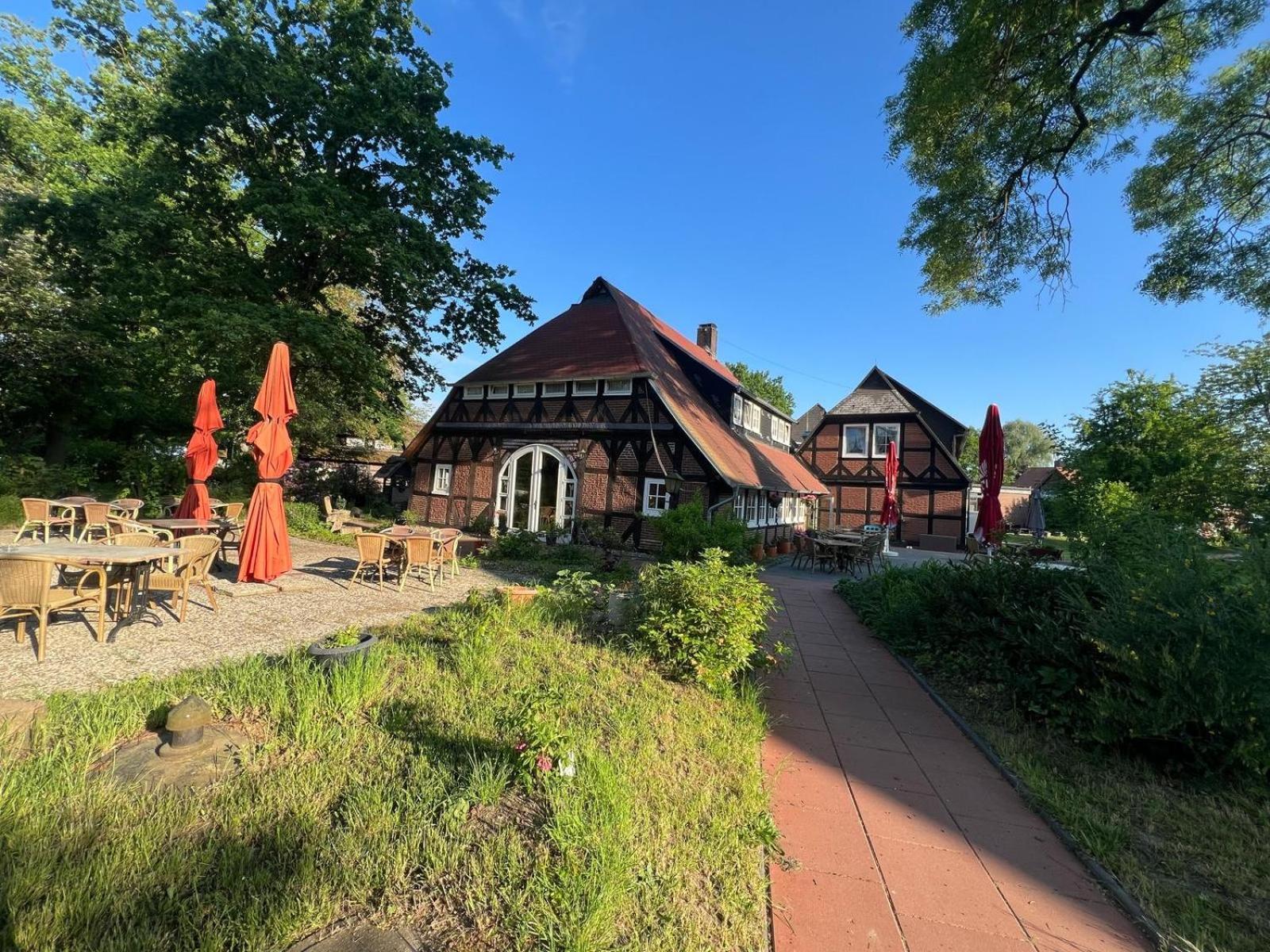 Ihr Ferien Hotel Brunnenhof Suhlendorf Ngoại thất bức ảnh