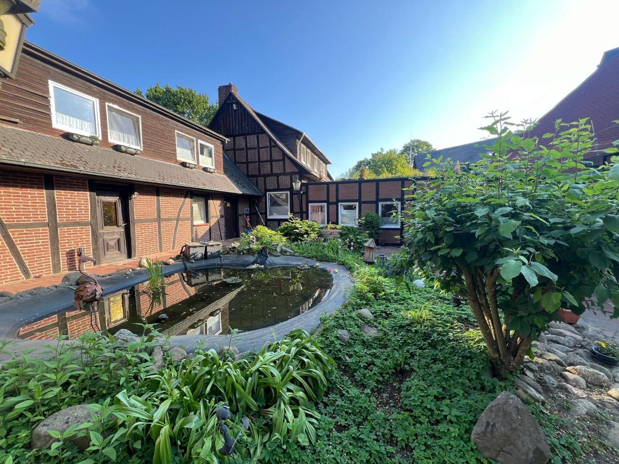 Ihr Ferien Hotel Brunnenhof Suhlendorf Ngoại thất bức ảnh